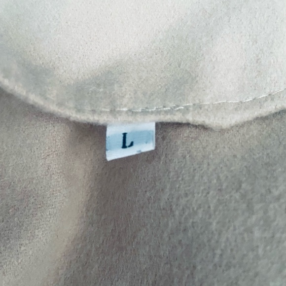 Super Cool Long Varsity Style Jacket - Picture 5 of 6